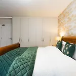 Holiday home Dublin Premier Oasis *