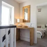 Dublin Premier Oasis