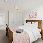Dublin Premier Oasis Holiday home *