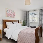 Dublin Premier Oasis Holiday home Rath Cuil